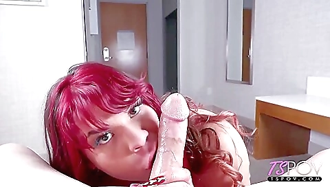 Sexy redhead with a big booty deepthroat to a big dick