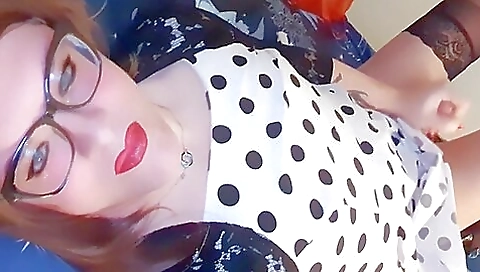 Red-haired amateur masturbates on her husband's lap