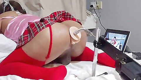 I'm fucking a fan girl in the ass in amateur video